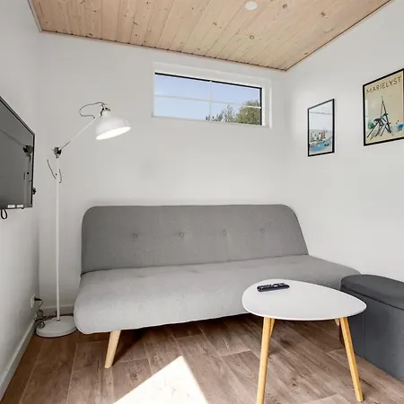 Alisia - 900m From The Sea By Interhome Dom wakacyjny Bøtø By