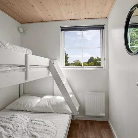Alisia - 900m From The Sea By Interhome Bøtø By