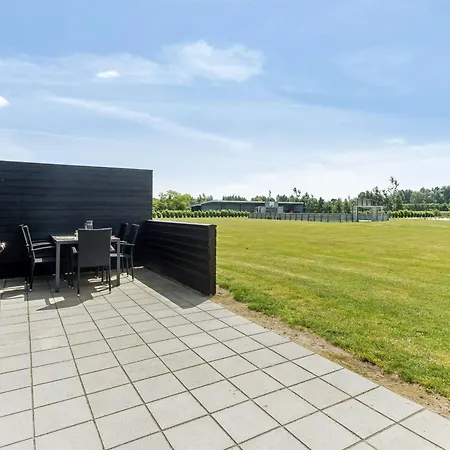 펜션 Alisia - 900m From The Sea By Interhome Bøtø By