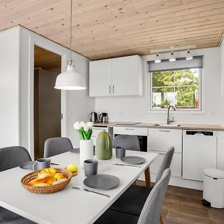 Alisia - 900m From The Sea By Interhome Сasa de vacaciones Bøtø By